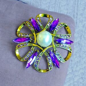 Jewel Tone Purple Rhinestone Brooch